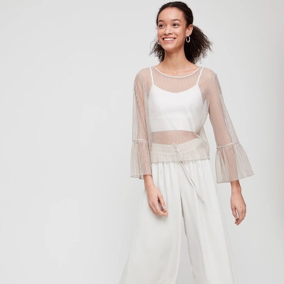 Aritzia Babaton Humbert Blouse SIZE M - Picture 3 of 10